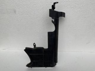 Дефлектор радиатора левый TIIDA/VERSA C11 04-11