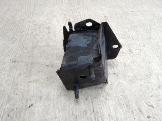 Кронштейн усилителя заднего бампера левый ROGUE 08-15 2010 S35 2.5 QR25DE