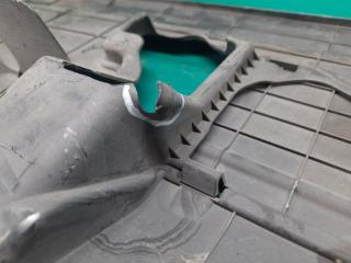 Накладка замка капота MDX (YD2) 06-13 2009 Внедорожник 3.7 J37A1