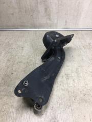 Рычаг задней подвески продольный правый PASSAT B8 14- 2015 A32 1.8 CPRA