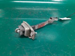 Ограничитель двери передний левый TOYOTA CAMRY 40 06-11 Седан 2.4 2AZFE