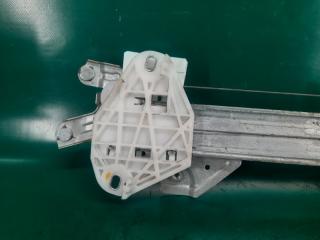 Стеклоподъемник передний правый RDX 12-19 2017 Внедорожник 3.5 J35Z2