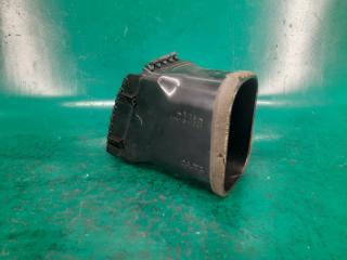 Дефлектор воздушный правый TOYOTA CAMRY 30 02-06 Седан 2.4 2AZFE