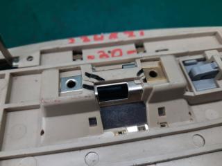 Плафон салона TOYOTA CAMRY 30 02-06 Седан 2.4 2AZFE