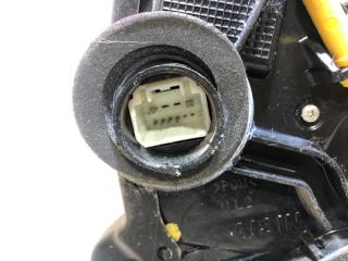 Замок двери передний левый TOYOTA SIENNA 11-16 GSL30 3.5 2GR-FE