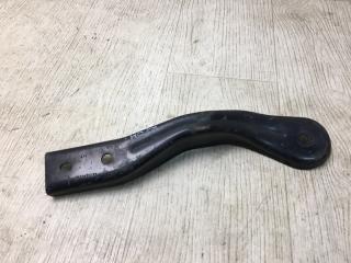 Крепление балки подвески заднее левое CHEROKEE 14- 2017 KL 2.4 ED6