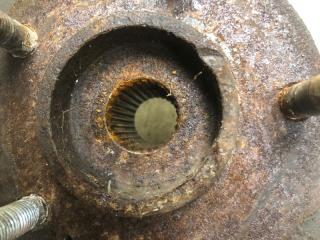 Кулак поворотный левый FORTE/CERATO TD 08-13 2010 TD 2.0 G4KD