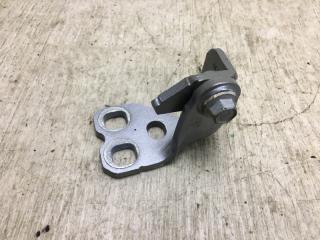 Петля двери верхняя передняя левая 200 14-16 2016 UF 2.4 ED6