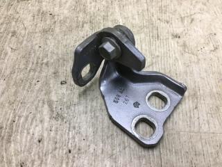 Петля двери нижняя передняя левая CHRYSLER 200 14-16 2016