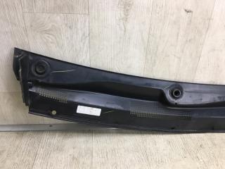 Пластик под лобовое стекло / Жабо 200 14-16 2016 UF 2.4 ED6