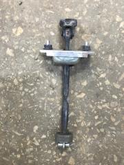 Ограничитель двери задний левый CAMRY 40 06-11