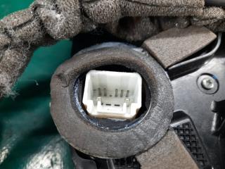 Замок двери передний правый MDX (YD3) 13-21 2014 Внедорожник 3.5 J35Y5