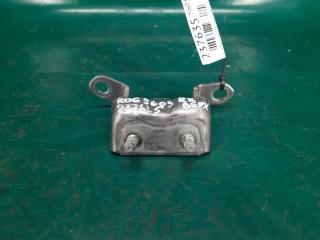 Петля двери верхняя задняя правая NISSAN ROGUE 08-15 Внедорожник 2.5 QR25DE