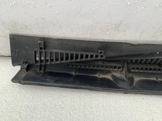 Пластик под лобовое стекло / Жабо правый GRAND VITARA 05-15 2006 Внедорожник 2.7