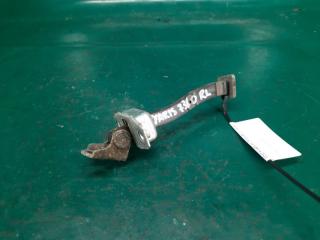 Ограничитель двери задний левый TOYOTA YARIS 05–11 Хэтчбек 1.5 1NZ-FE