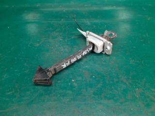 Ограничитель двери задний правый MAZDA 3 BK 03-08 2008