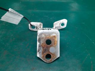 Петля двери верхняя задняя правая MAZDA 3 BK 03-08 Хэтчбек 2.3 L3