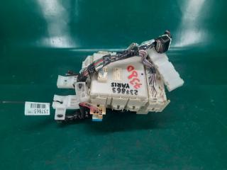 Блок предохранителей салон YARIS 05–11 2008 Хэтчбек 1.5 1NZ-FE