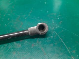 Амортизатор крышки багажника правый TOYOTA YARIS 05–11 Хэтчбек 1.5 1NZ-FE