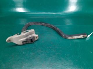 Петля крышки багажника левая IMPREZA 07-11 GE/GH 2009 Седан 2.5 EJ253