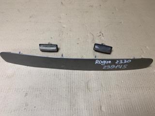 Панель подсветки номера NISSAN ROGUE 08-15 2009