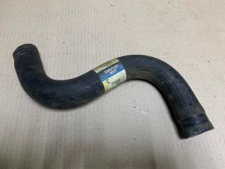 Патрубок системы охлаждения MITSUBISHI OUTLANDER 03-07 2002