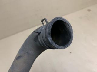 Патрубок системы охлаждения OUTLANDER 03-07 2002 Внедорожник 2.4 4G64