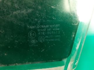 Стекло двери переднее левое 3 BK 03-08 2008 Хэтчбек 2.3 L3