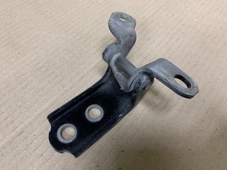 Петля двери нижняя задняя правая TOYOTA HIGHLANDER 01-07 Внедорожник 3.0 1MZFE