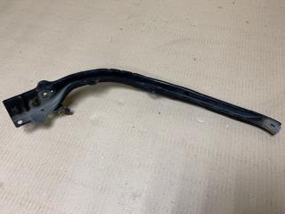 Кронштейн переднего бампера (под фарой) правый HIGHLANDER 01-07 2002 Внедорожник 3.0 1MZFE