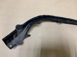 Кронштейн переднего бампера (под фарой) правый HIGHLANDER 01-07 2002 Внедорожник 3.0 1MZFE