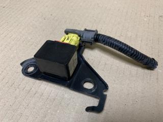 Датчик удара передний левый HIGHLANDER 01-07 2002 Внедорожник 3.0 1MZFE