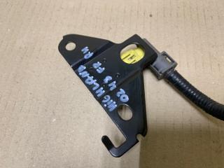 Датчик удара передний правый HIGHLANDER 01-07 2002 Внедорожник 3.0 1MZFE