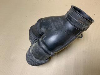 Патрубок воздушного фильтра HIGHLANDER 01-07 2002 Внедорожник 3.0 1MZFE