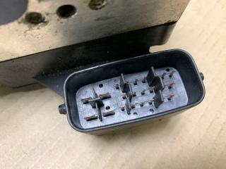 Блок ABS HIGHLANDER 01-07 2002 Внедорожник 3.0 1MZFE