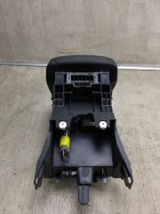 Подлокотник FOCUS 10-18 2017 CB8 2.0 XQDA