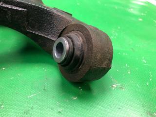 Цапфа задняя левая SORENTO UM 14-