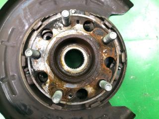 Ступица задняя левая SORENTO UM 14-