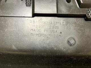 Накладка крышки багажника FUSION 14- 2015 Седан C15HDTX