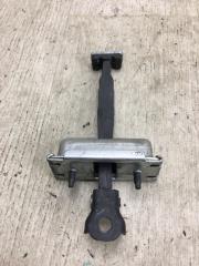 Ограничитель двери задний левый DODGE DART 12-16 PF 2.4 ED6