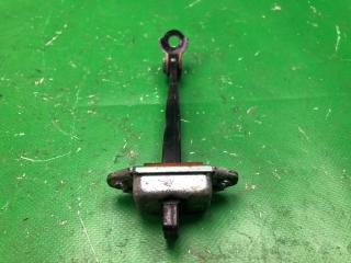 Ограничитель двери передний левый FORTE/CERATO TD 08-13 2010 TD 2.0 G4KD