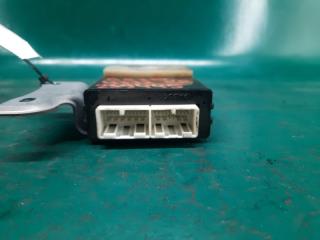 Блок управления дверей задний правый GS350 GS300 05-11 2009 Седан 3.5