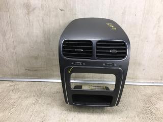 Накладка торпедо под магнитолу DODGE JOURNEY 08-20 2011