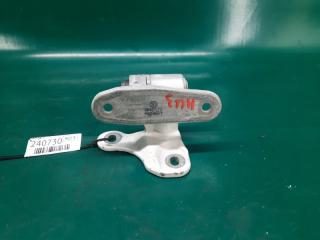 Петля двери нижняя передняя правая QX30 16-20 2019 Внедорожник 2.0 20PET