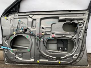 Дверь передняя правая CAMRY 30 02-06 2004 Седан 2.4 2AZFE