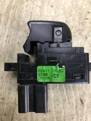 Кнопка стеклоподъемника задняя левая X-TRAIL/ROGUE T32 13-20 2017 T32 2.5 QR25DE