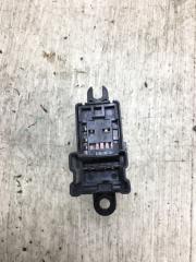 Кнопка стеклоподъемника задняя правая X-TRAIL/ROGUE T32 13-20 2017 T32 2.5 QR25DE