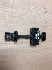 Ограничитель двери передний VOLKSWAGEN PASSAT B8 14- Седан 2.0 DDSA