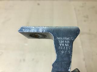 Петля двери нижняя задняя правая PASSAT B8 14- 2018 Седан 2.0 DDSA