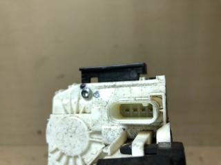 Замок двери задний правый CHEROKEE 14- 2017 Внедорожник 2.4